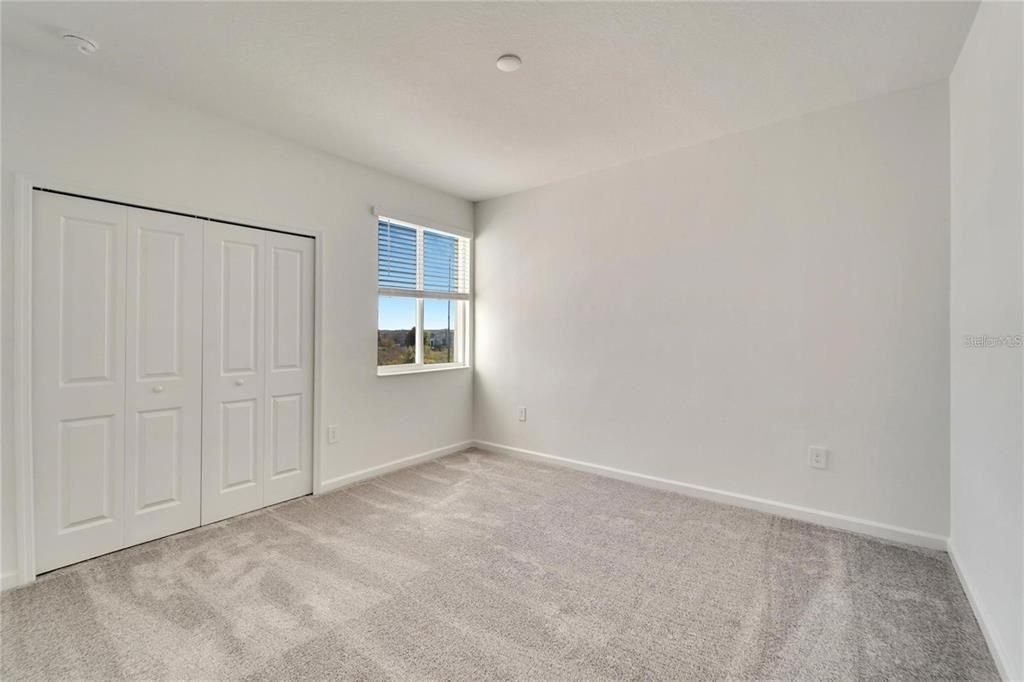 For Rent: $2,450 (4 beds, 3 baths, 1954 Square Feet)