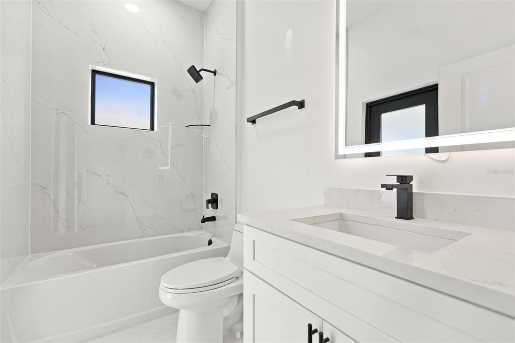 En Venta: $469,980 (3 camas, 2 baños, 1741 Pies cuadrados)