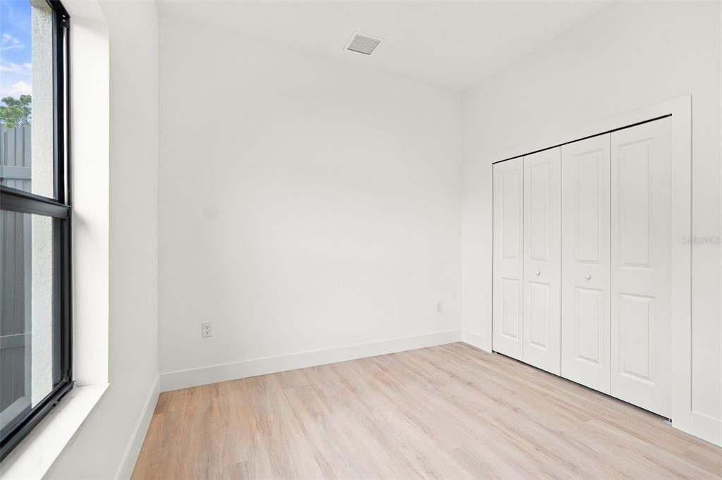 En Venta: $469,980 (3 camas, 2 baños, 1741 Pies cuadrados)