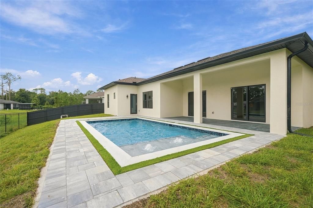 En Venta: $469,980 (3 camas, 2 baños, 1741 Pies cuadrados)