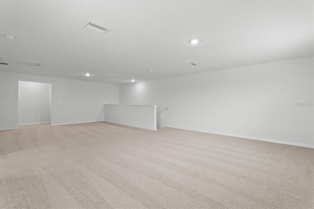 En Venta: $617,080 (5 camas, 4 baños, 3807 Pies cuadrados)
