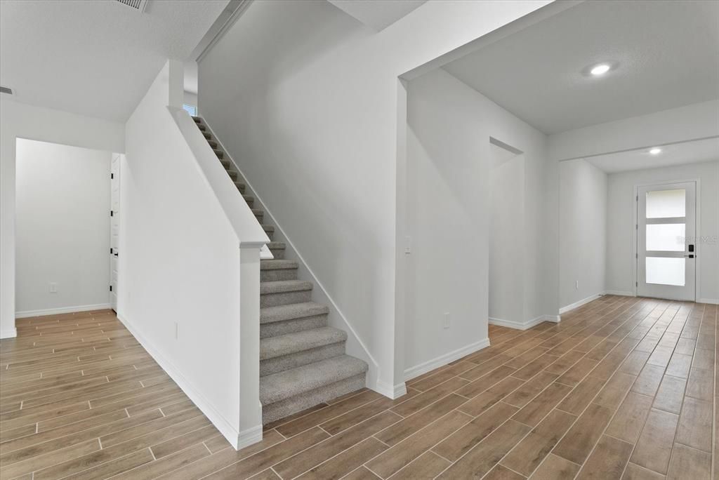 En Venta: $617,080 (5 camas, 4 baños, 3807 Pies cuadrados)