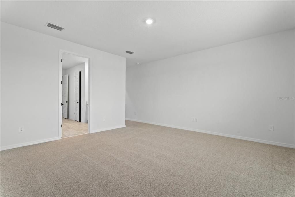 En Venta: $617,080 (5 camas, 4 baños, 3807 Pies cuadrados)