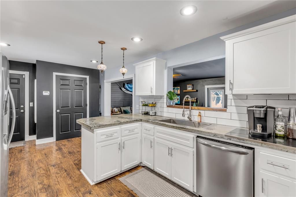 For Sale: $399,000 (4 beds, 3 baths, 2114 Square Feet)