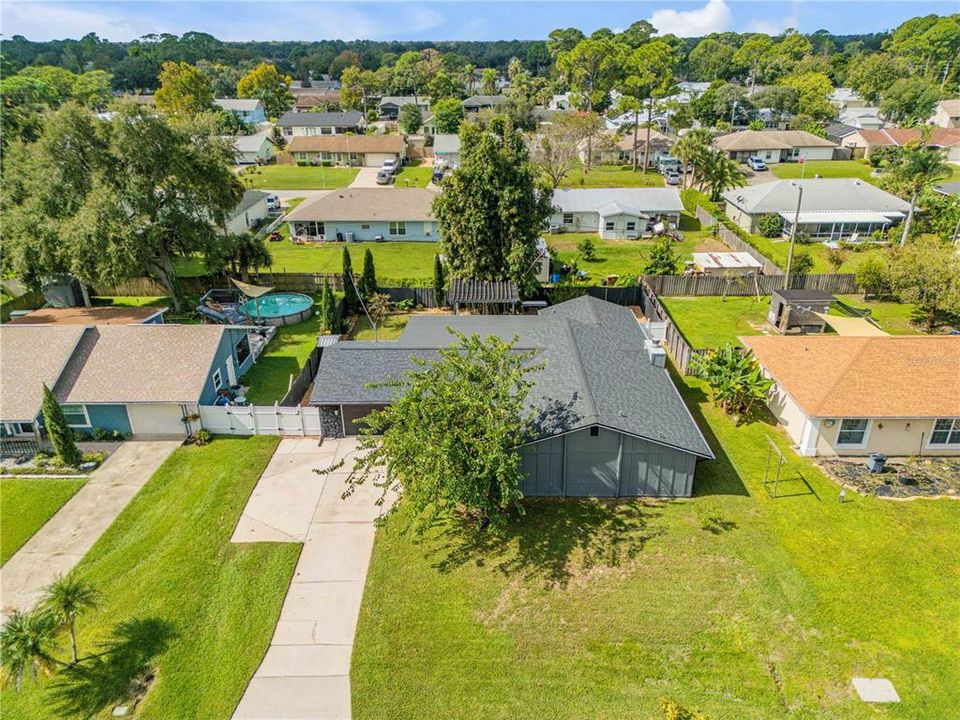 For Sale: $399,000 (4 beds, 3 baths, 2114 Square Feet)