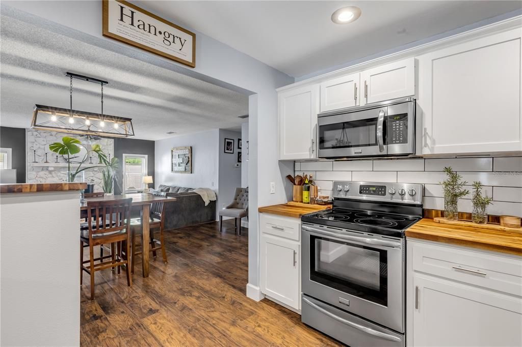 For Sale: $399,000 (4 beds, 3 baths, 2114 Square Feet)