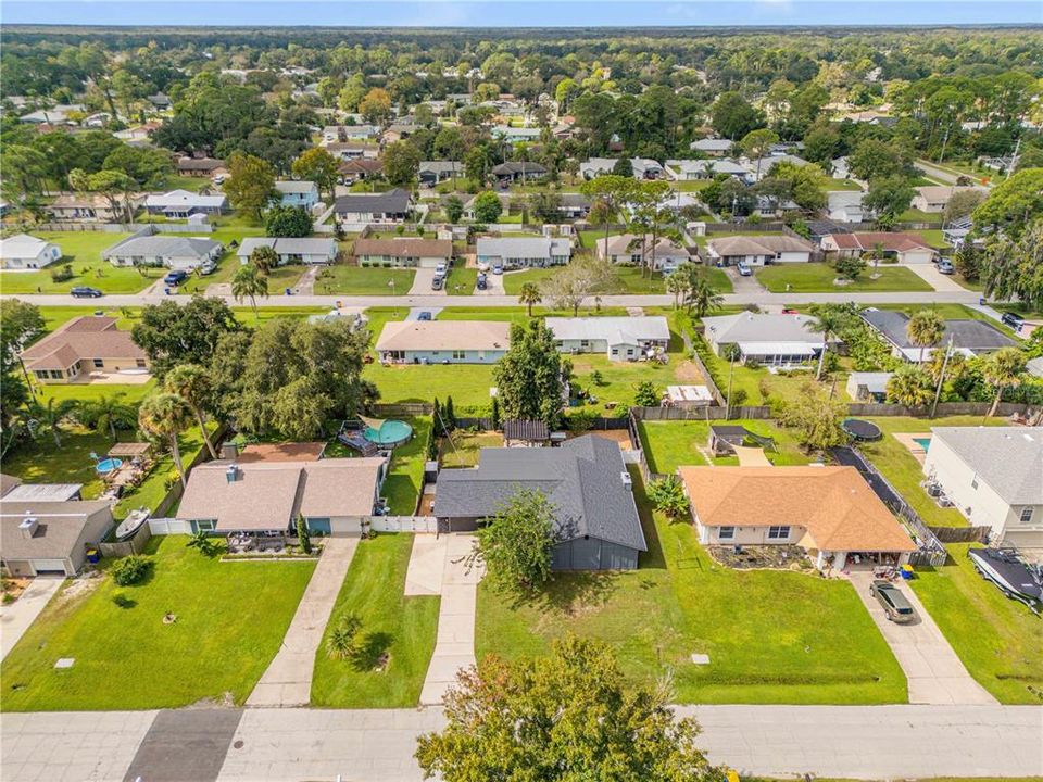 For Sale: $399,000 (4 beds, 3 baths, 2114 Square Feet)
