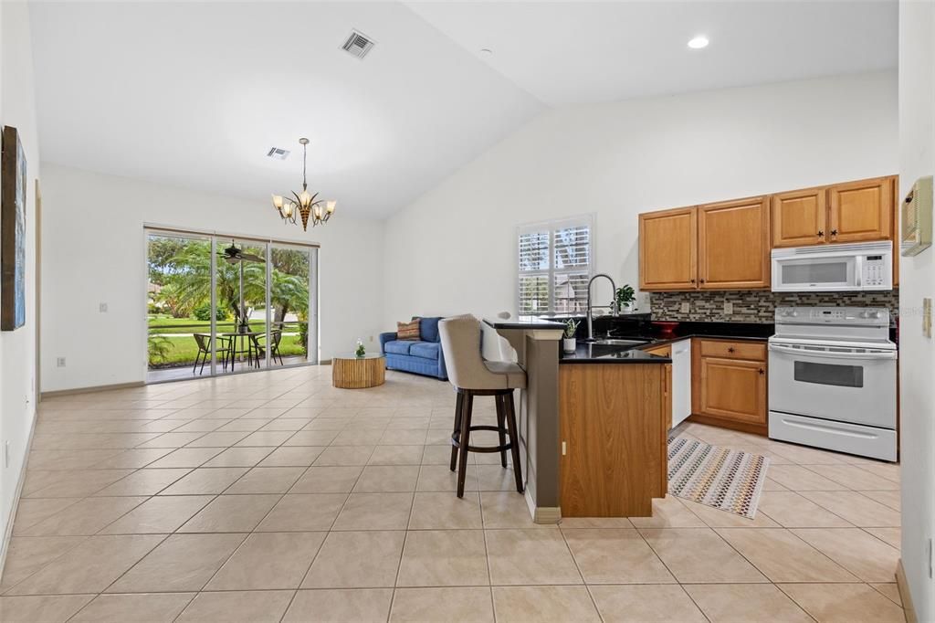 En Venta: $349,900 (2 camas, 2 baños, 1138 Pies cuadrados)