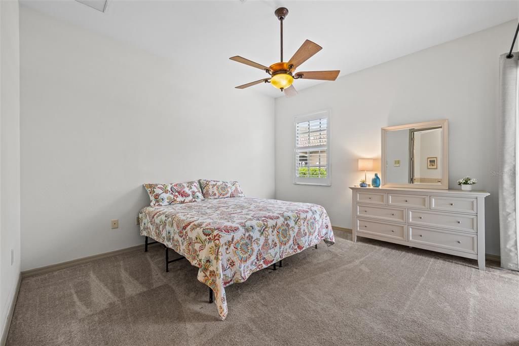 En Venta: $349,900 (2 camas, 2 baños, 1138 Pies cuadrados)