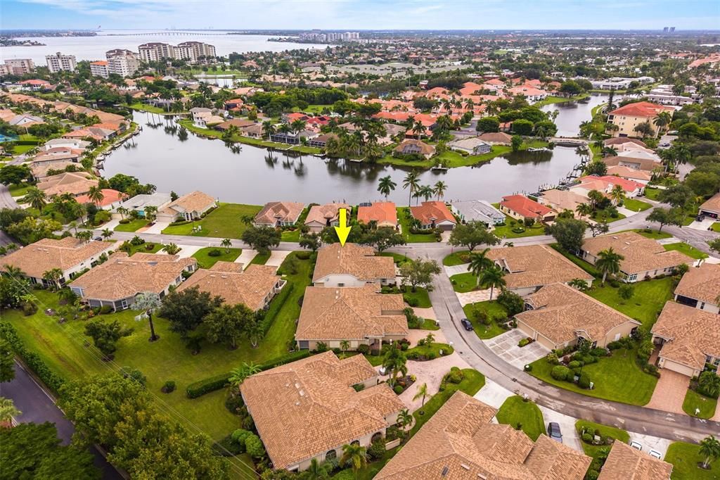 En Venta: $349,900 (2 camas, 2 baños, 1138 Pies cuadrados)