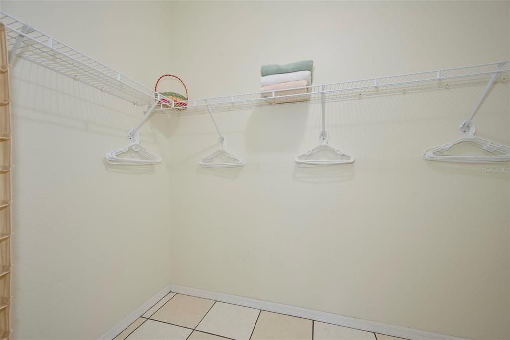 En Venta: $290,000 (3 camas, 2 baños, 1501 Pies cuadrados)