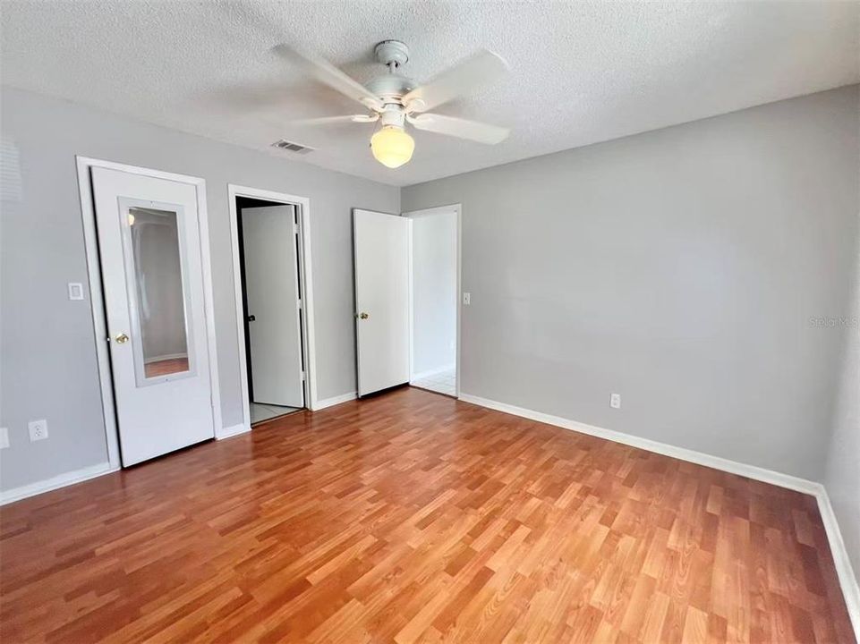 En Venta: $310,000 (3 camas, 2 baños, 1396 Pies cuadrados)