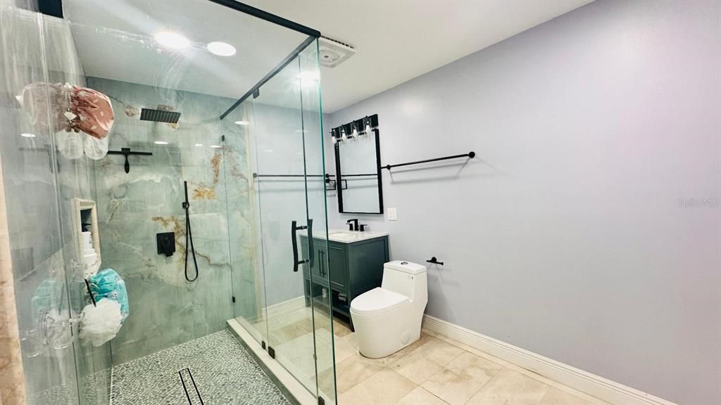 В аренду: $2,600 (3 спален, 1 ванн, 1537 Квадратных фут)