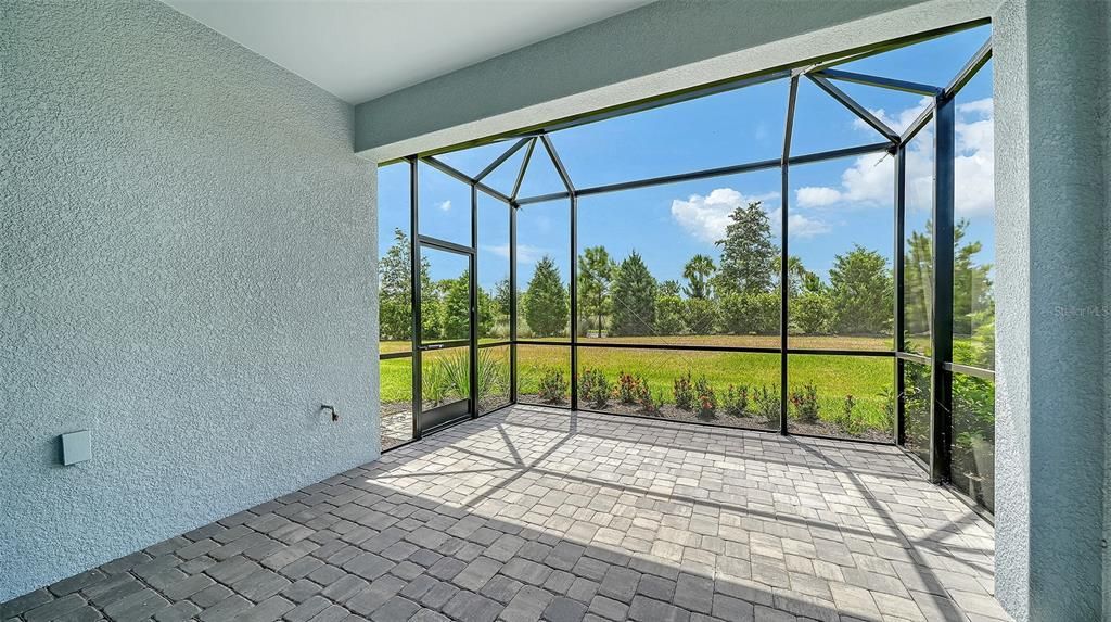 En Venta: $421,990 (2 camas, 2 baños, 1638 Pies cuadrados)