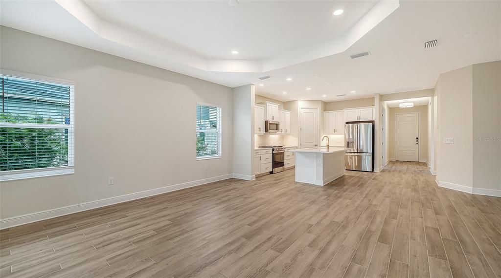 En Venta: $421,990 (2 camas, 2 baños, 1638 Pies cuadrados)