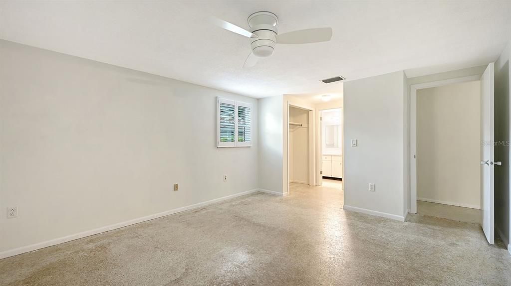 En Venta: $394,900 (2 camas, 2 baños, 1048 Pies cuadrados)