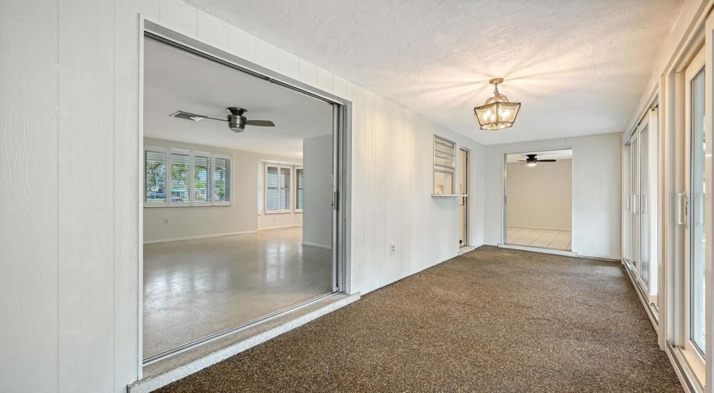 En Venta: $394,900 (2 camas, 2 baños, 1048 Pies cuadrados)