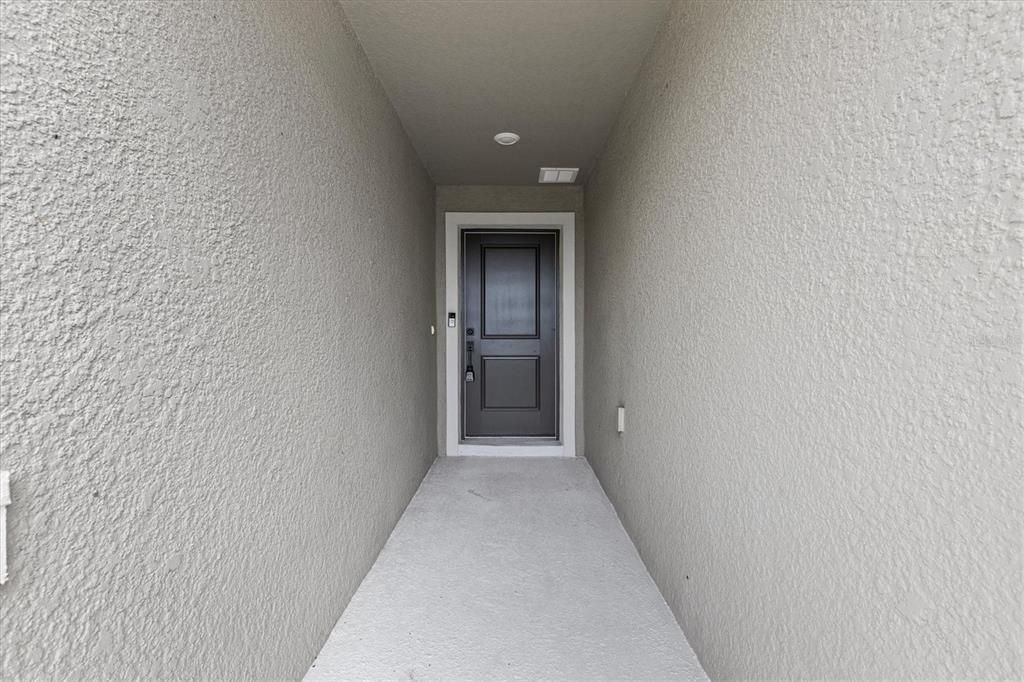For Rent: $2,800 (4 beds, 2 baths, 1701 Square Feet)