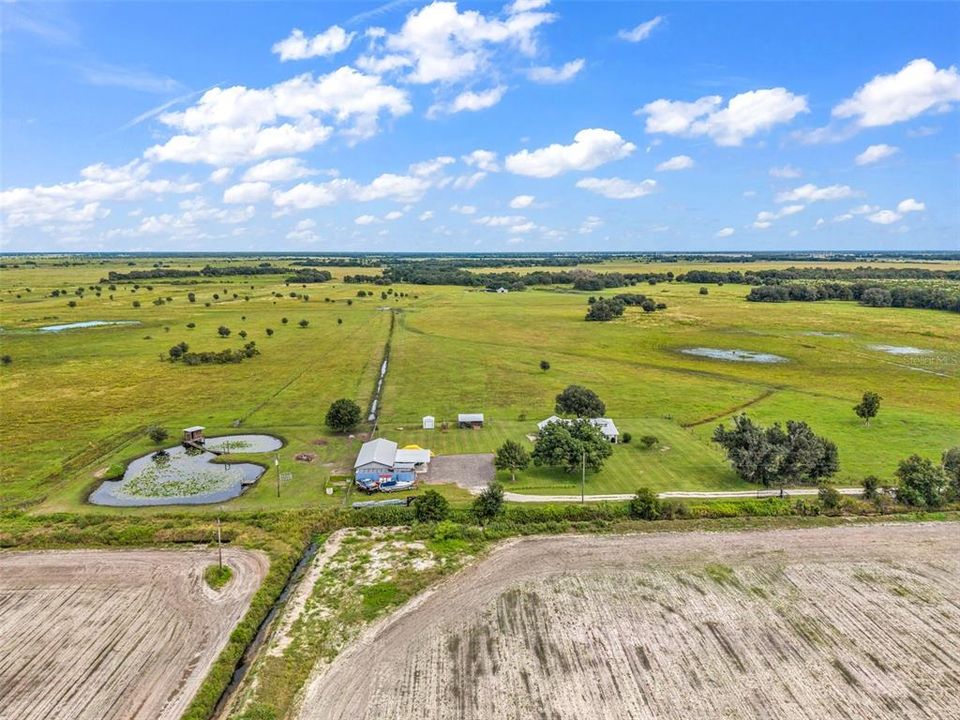 На продажу: $439,900 (2 спален, 2 ванн, 1536 Квадратных фут)