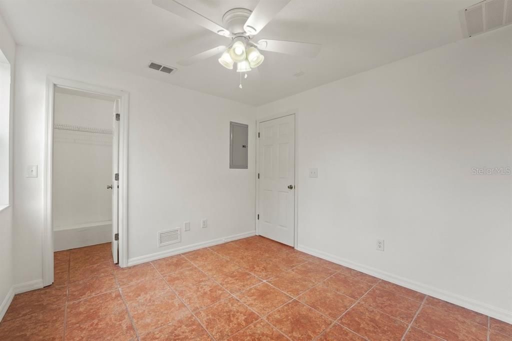 For Sale: $470,000 (3 beds, 2 baths, 2288 Square Feet)