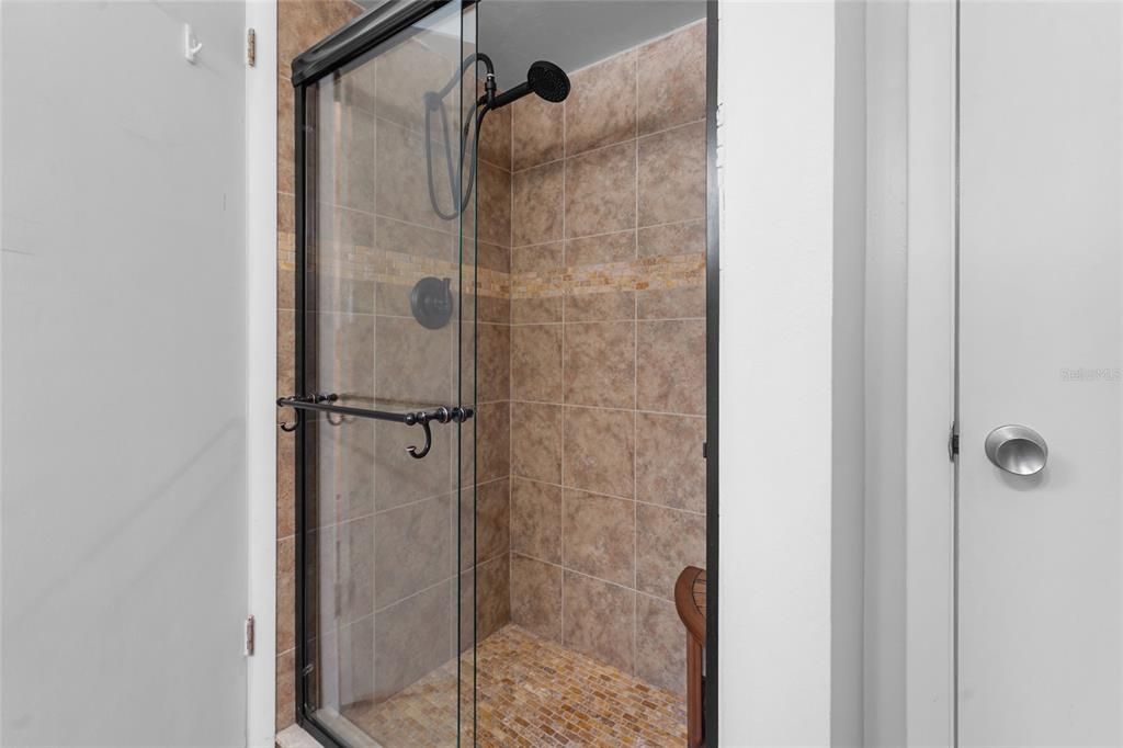 En Venta: $169,000 (2 camas, 2 baños, 1180 Pies cuadrados)