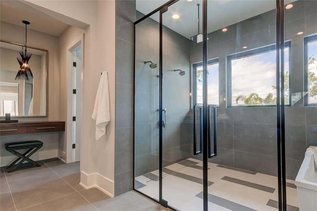 En Venta: $4,200,000 (5 camas, 4 baños, 5119 Pies cuadrados)