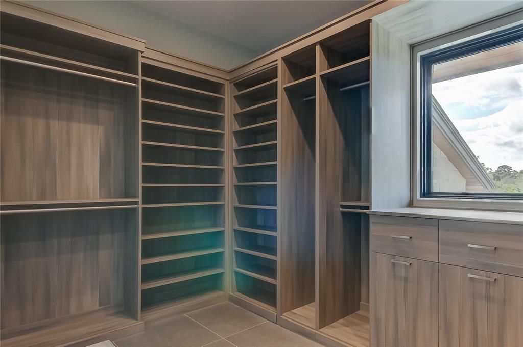 En Venta: $4,200,000 (5 camas, 4 baños, 5119 Pies cuadrados)