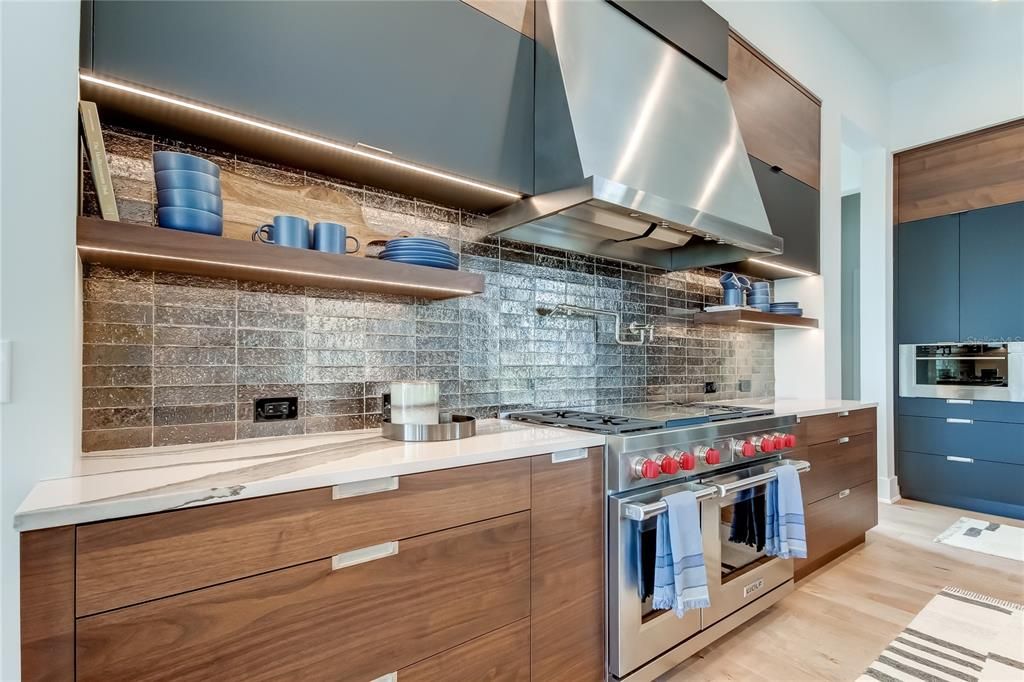 En Venta: $4,200,000 (5 camas, 4 baños, 5119 Pies cuadrados)