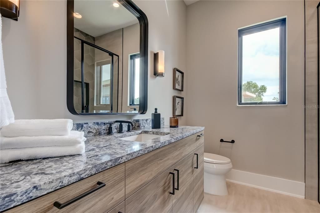 En Venta: $4,200,000 (5 camas, 4 baños, 5119 Pies cuadrados)