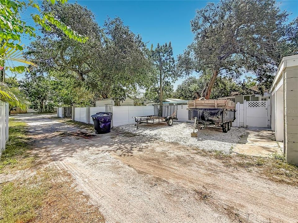 En Venta: $335,000 (3 camas, 2 baños, 1025 Pies cuadrados)