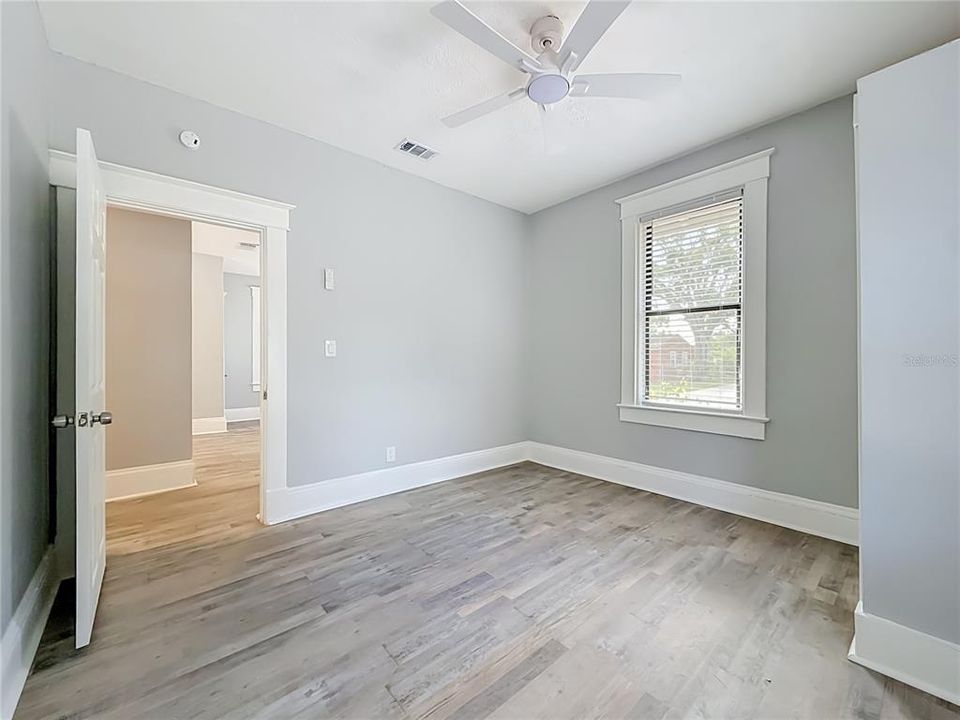 En Venta: $335,000 (3 camas, 2 baños, 1025 Pies cuadrados)