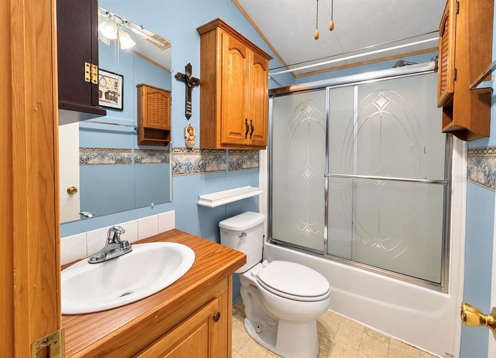 En Venta: $198,000 (3 camas, 2 baños, 1248 Pies cuadrados)