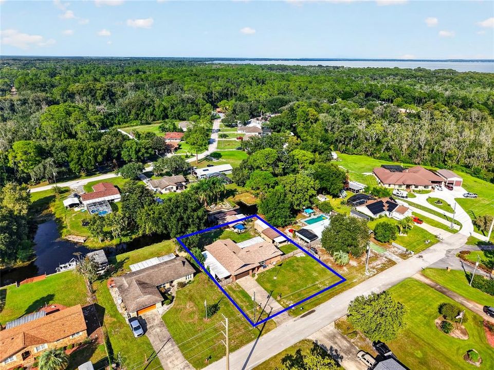 На продажу: $549,000 (4 спален, 3 ванн, 1727 Квадратных фут)