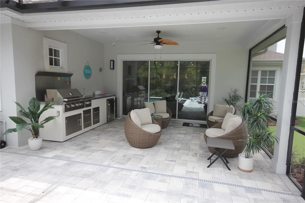For Sale: $1,670,000 (4 beds, 3 baths, 3499 Square Feet)