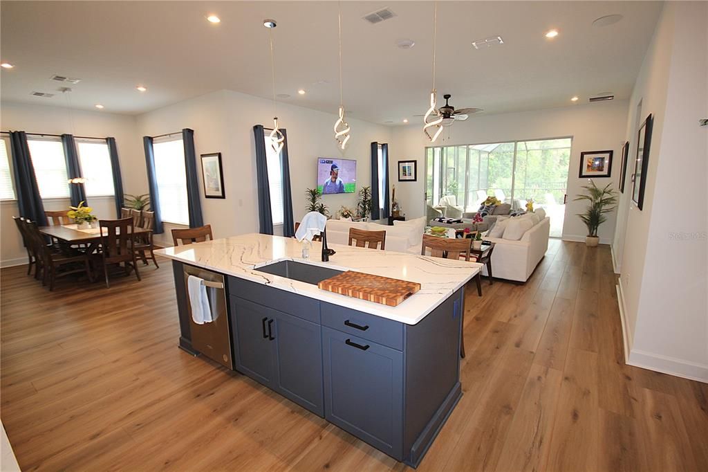 For Sale: $1,670,000 (4 beds, 3 baths, 3499 Square Feet)