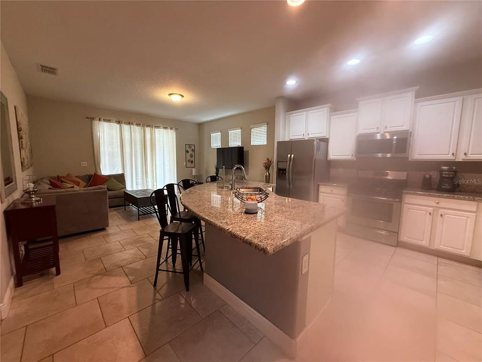 В аренду: $3,600 (5 спален, 4 ванн, 2836 Квадратных фут)