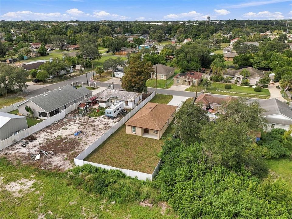 En Venta: $240,000 (3 camas, 2 baños, 1447 Pies cuadrados)