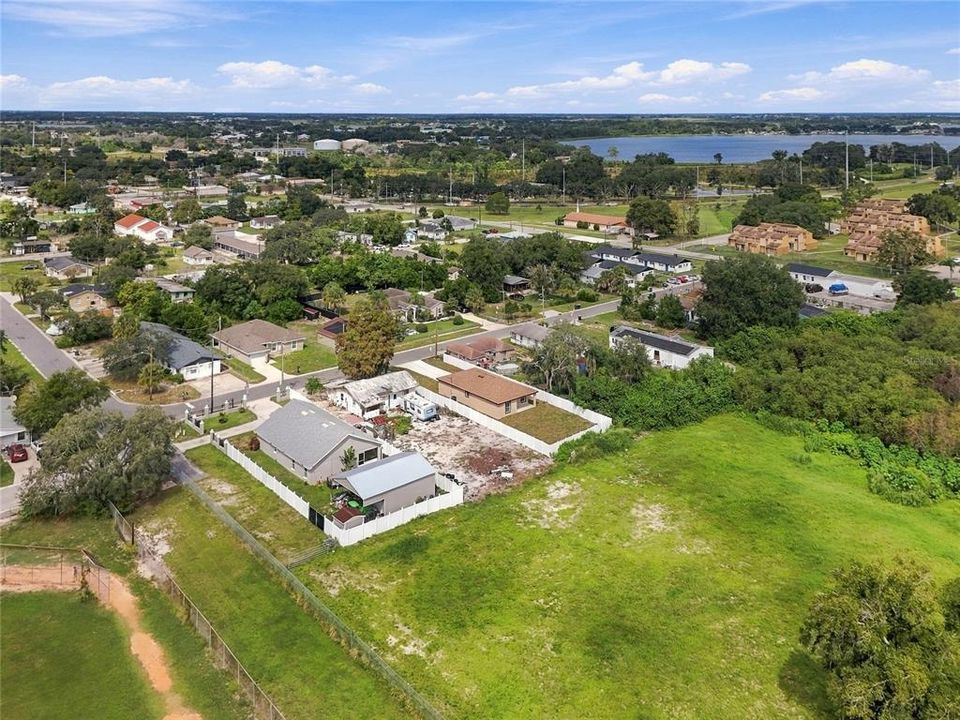 En Venta: $240,000 (3 camas, 2 baños, 1447 Pies cuadrados)