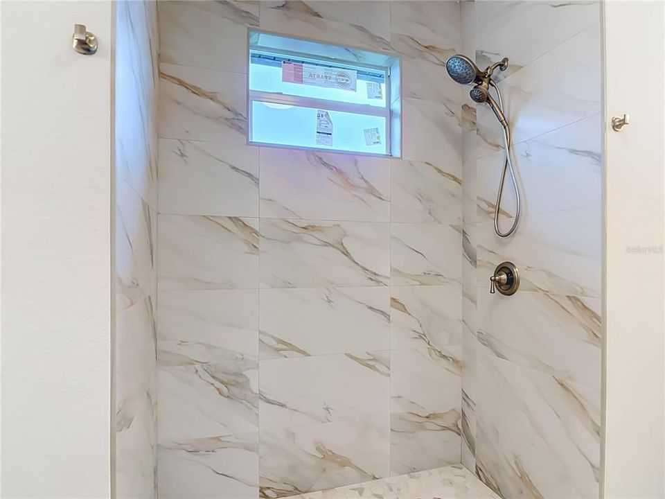 На продажу: $325,000 (3 спален, 2 ванн, 1486 Квадратных фут)