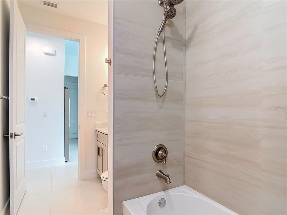 На продажу: $325,000 (3 спален, 2 ванн, 1486 Квадратных фут)