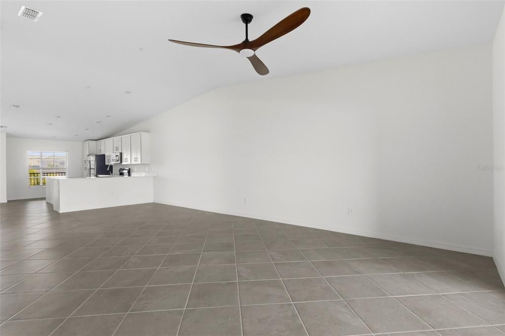 For Rent: $2,200 (2 beds, 2 baths, 1568 Square Feet)