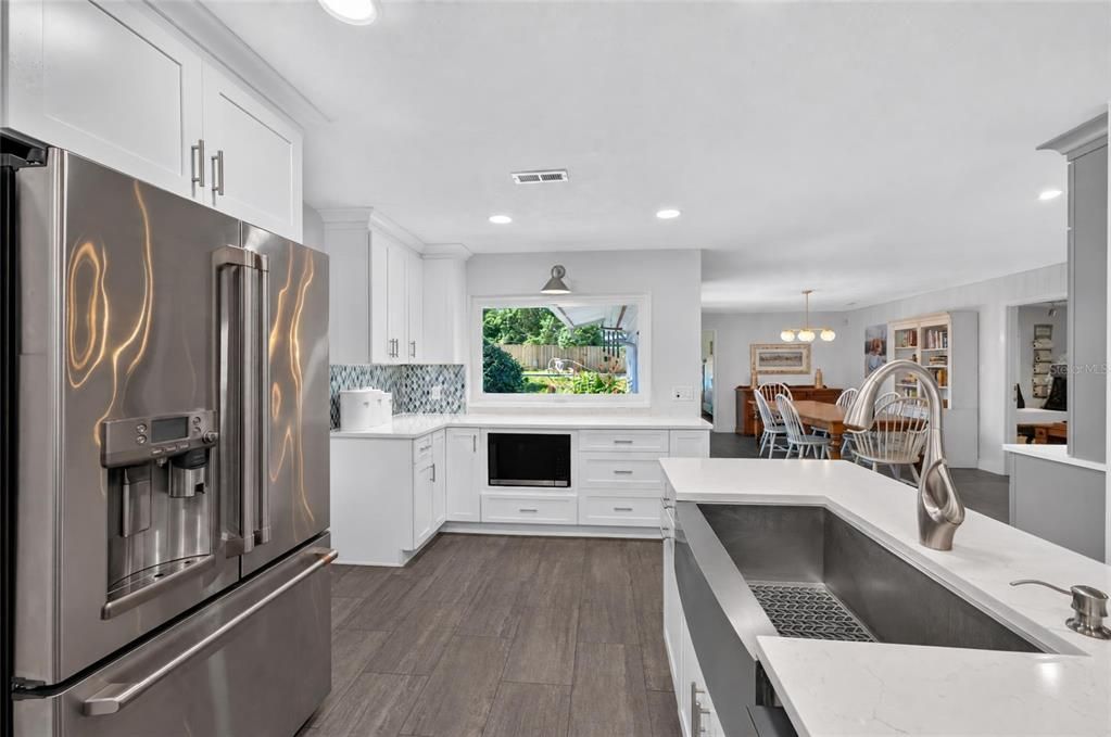 For Sale: $475,000 (4 beds, 2 baths, 2083 Square Feet)