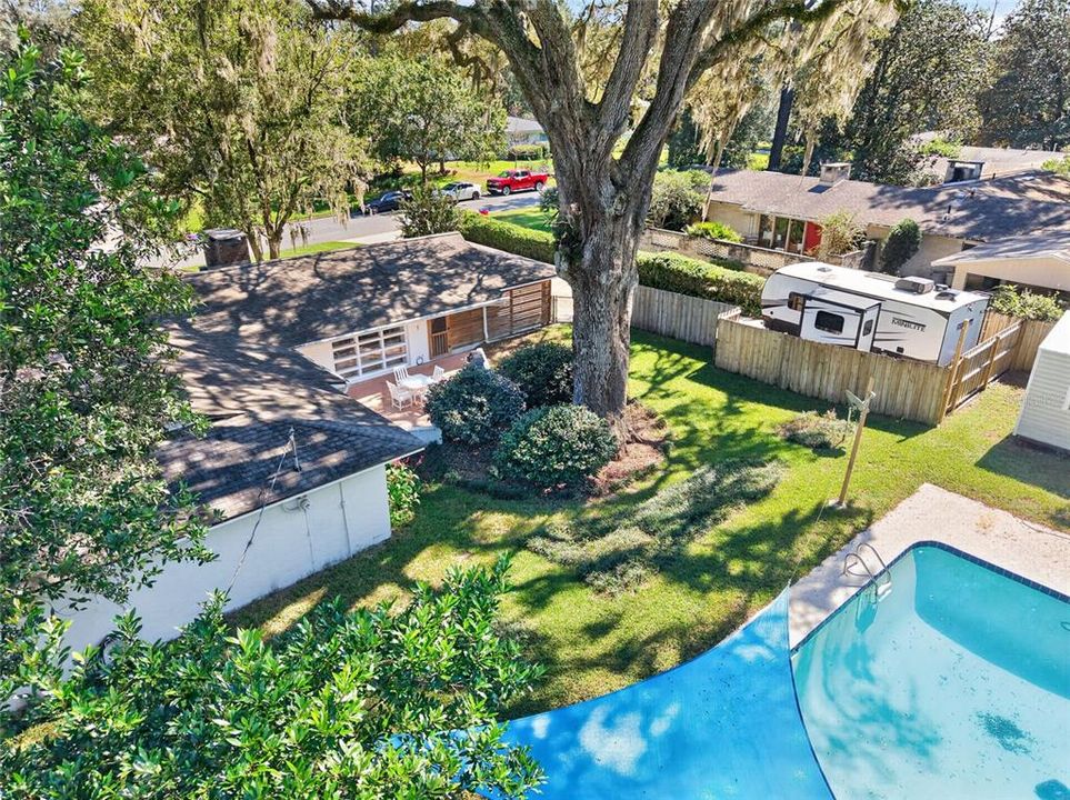 For Sale: $475,000 (4 beds, 2 baths, 2083 Square Feet)