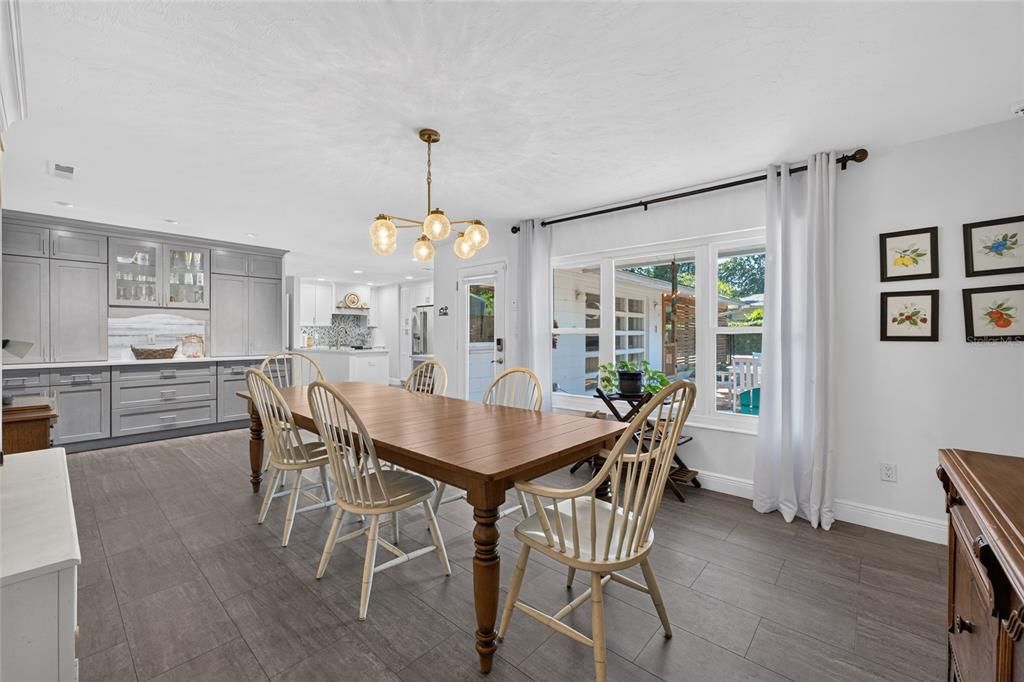 For Sale: $475,000 (4 beds, 2 baths, 2083 Square Feet)