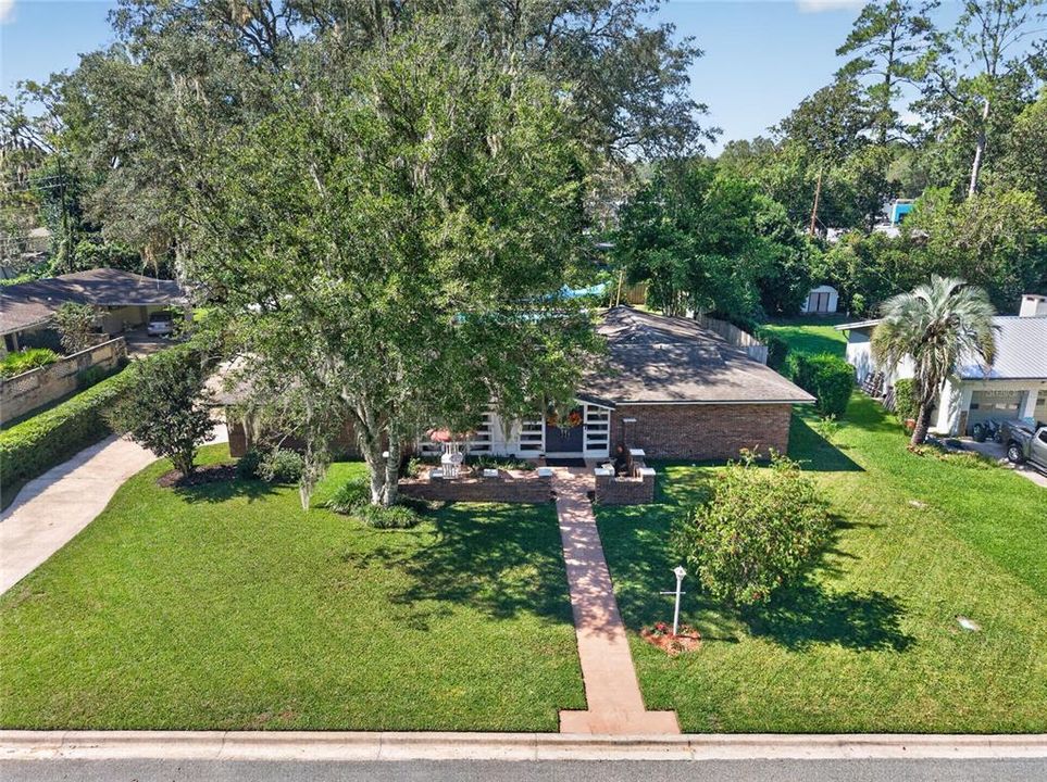 For Sale: $475,000 (4 beds, 2 baths, 2083 Square Feet)