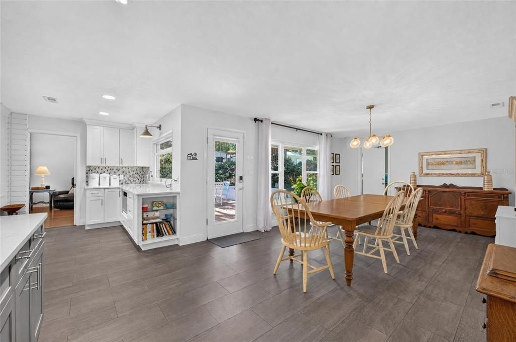 For Sale: $475,000 (4 beds, 2 baths, 2083 Square Feet)