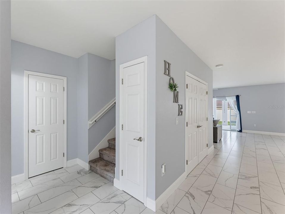 For Sale: $450,000 (5 beds, 3 baths, 3200 Square Feet)