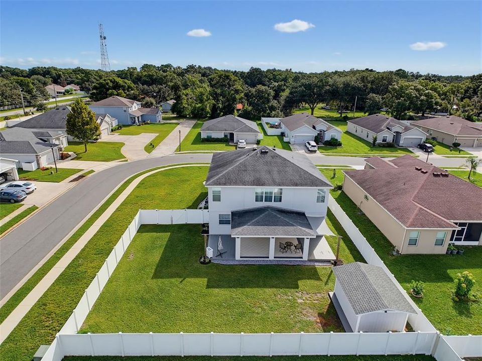 For Sale: $450,000 (5 beds, 3 baths, 3200 Square Feet)