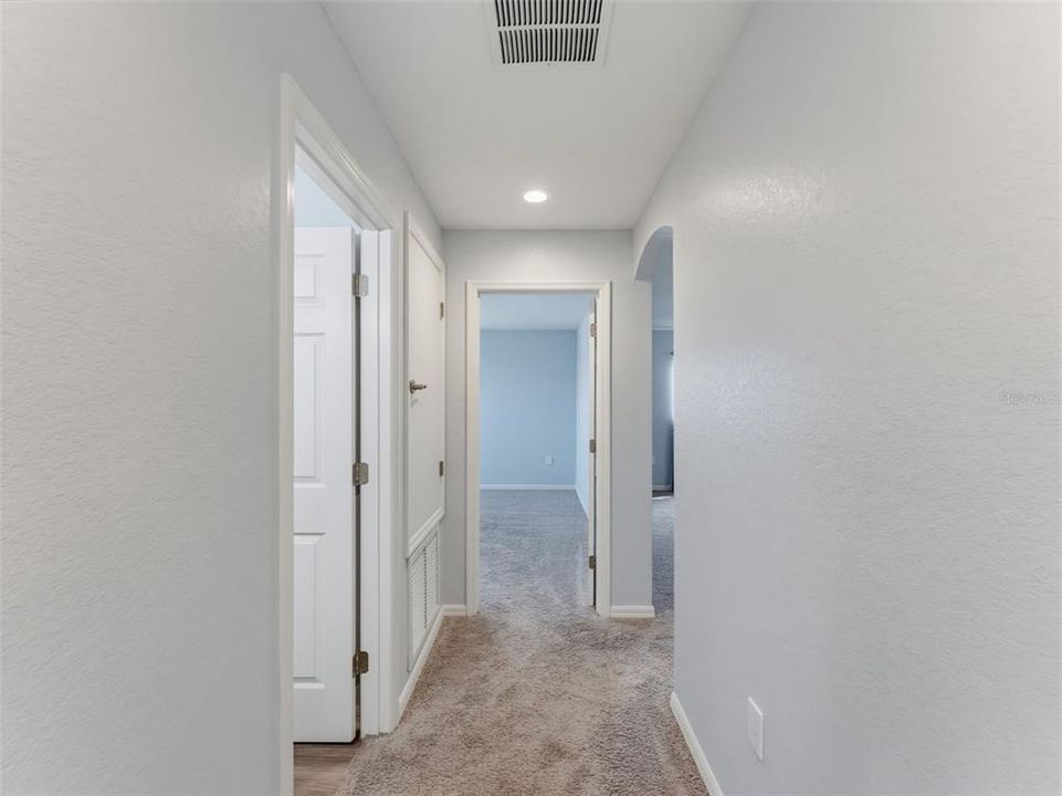 For Sale: $450,000 (5 beds, 3 baths, 3200 Square Feet)