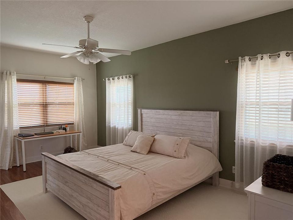 For Rent: $2,200 (2 beds, 2 baths, 1265 Square Feet)